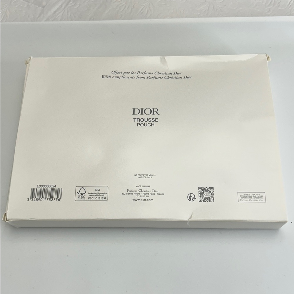 Christian Dior Beauty Pink Nylon Clutch NEW - Picture 9 of 9